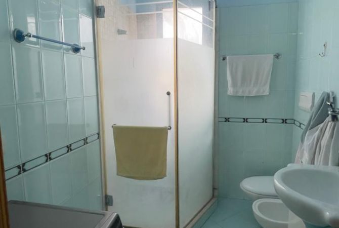 Shtepi ne shitje 3+1 ne Tirane - 180,000 Euro