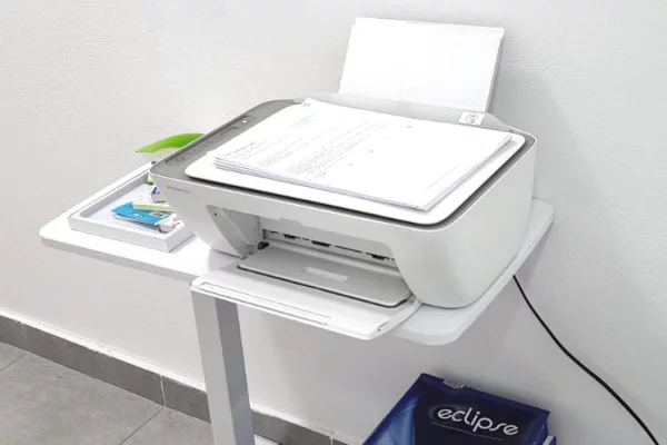 🟢 OKAZION - ZYRE E KOMPLETUAR ME QIRA (SHARED OFFICE)