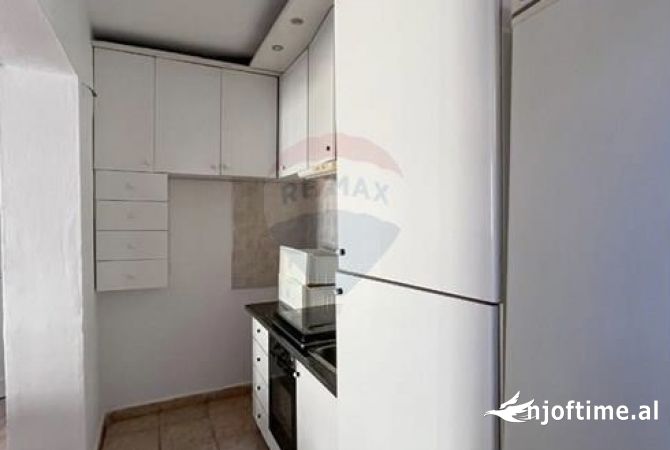 Shtepi me qera 3+1 ne Tirane - 400 Euro