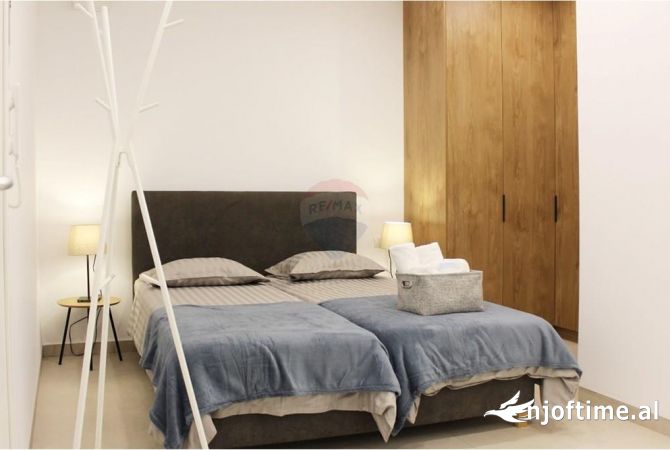 Shtepi me qera Apartament ne Tirane, Garsoniere, Mobilimi E mobiluar, Pagesa 600  Euro.