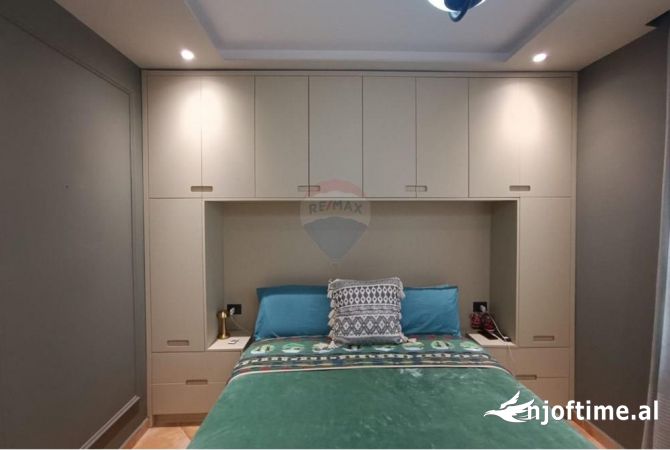 Shtepi ne shitje Apartament ne Tirane, 1+1, Mobilimi E mobiluar, Pagesa 140,000  Euro.