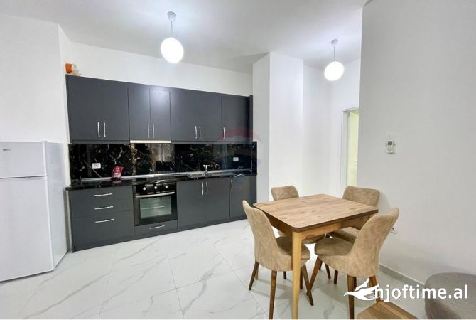 Shtepi me qera 1+1 ne Tirane - 500 Euro