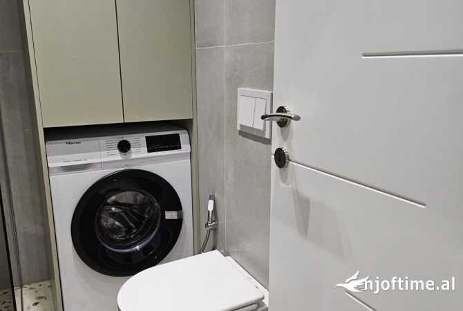 Shtepi me qera Apartament ne Tirane, Garsoniere, Mobilimi E mobiluar, Pagesa 370  Euro.