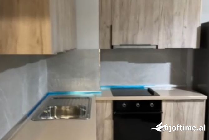 Shtepi me qera 2+1 ne Tirane - 699 Euro