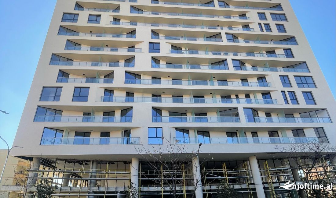 Shtepi ne shitje Apartament ne Tirane, 2+1, Mobilimi Bosh, pa mobiluar, Pagesa 244,200  Euro.