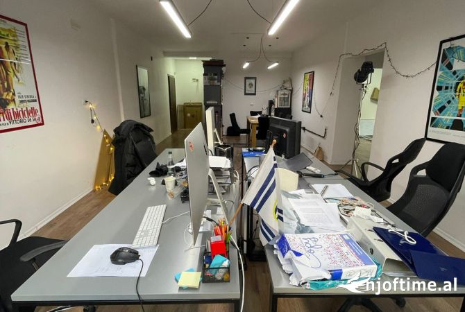 Ambient biznesi me qera 3+1 ne Tirane - 750 Euro