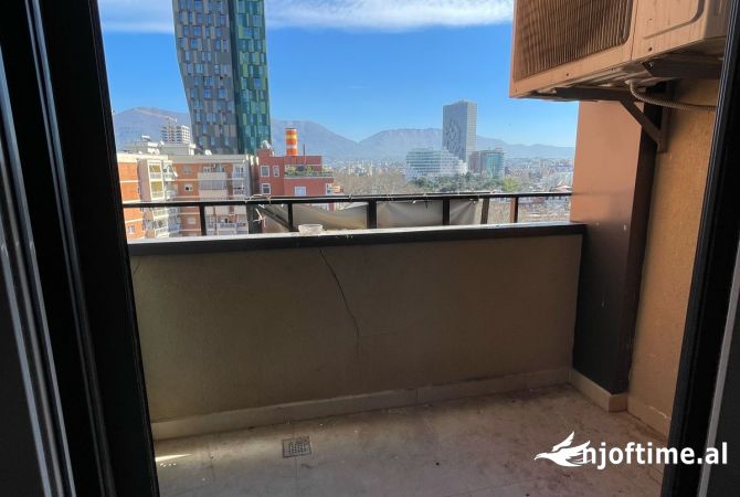 Jepet ambient me qera 2+1 rr. myslym shyri