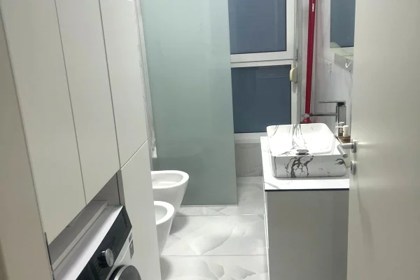 Shtepi me qera 1+1 ne Tirane - 45,000 Leke