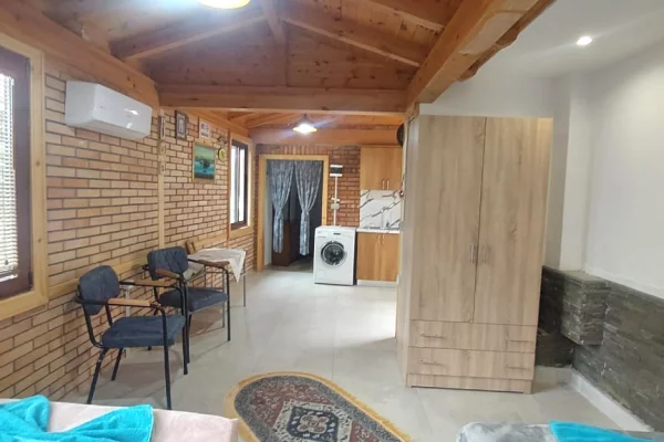 Casa in affitto Garsoniere a Tirana - 35,000 Leke