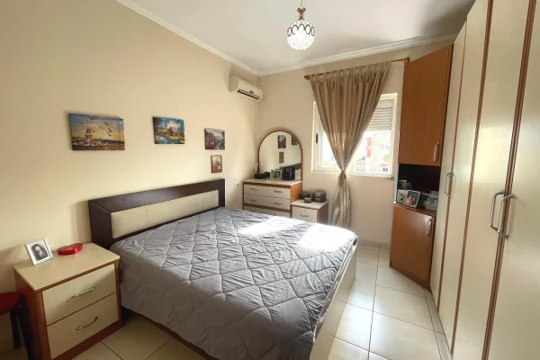 Shtepi ne shitje 2+1 ne Tirane - 145,000 Euro