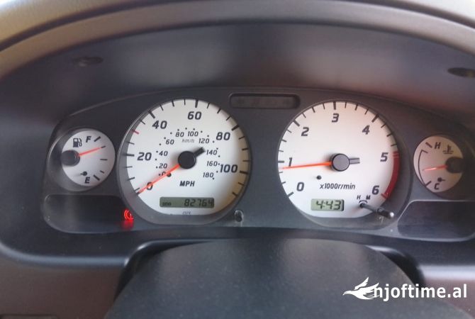 Auto in Vendita a Argirocastro - 6,000 Euro