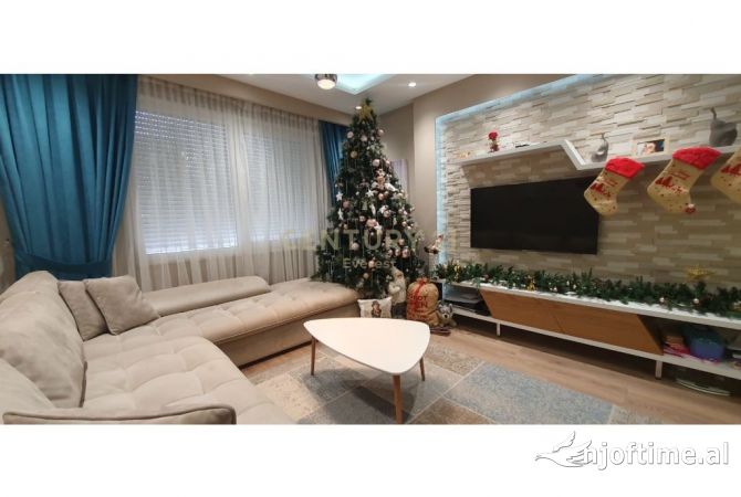 Shtepi me qera Apartament ne Tirane, 1+1, Mobilimi E mobiluar, Pagesa 700  Euro.