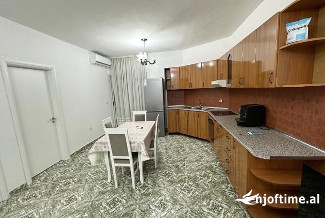 Shtepi me qera 2+1 ne Tirane - 500 Euro