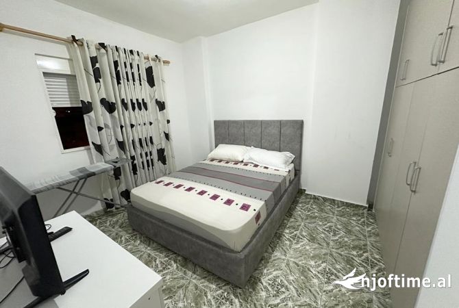 Shtepi me qera 2+1 ne Tirane - 500 Euro
