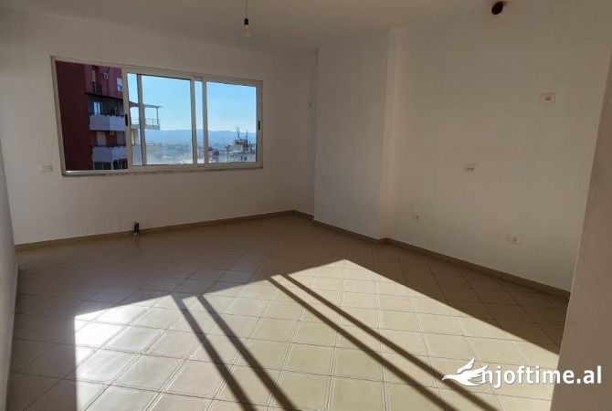 Shtepi ne shitje 1+1 ne Tirane - 78,000 Euro