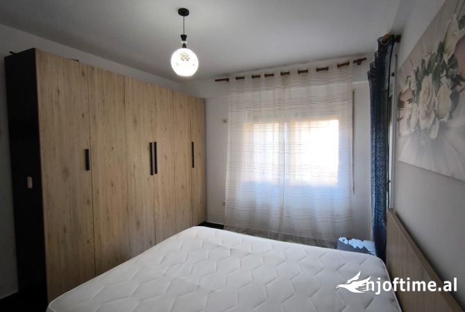 Shtepi me qera 1+1 ne Tirane - 50,000 Leke