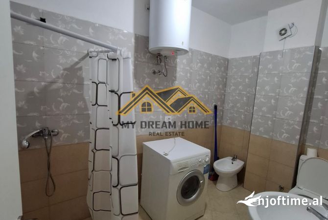 Shtepi me qera 1+1 ne Durres - 300 Euro
