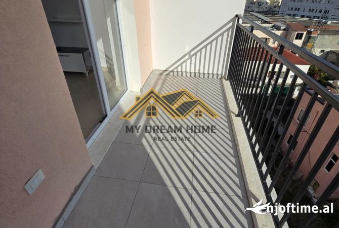 Shtepi me qera Apartament ne Durres, 2+1, Mobilimi E mobiluar, Pagesa 350  Euro.