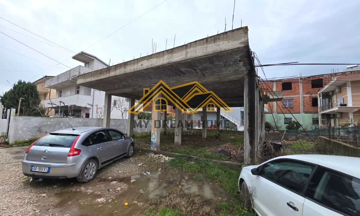 Private house for sale in Durres 2+1, Emty