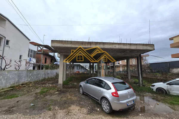 Private house for sale in Durres 2+1, Emty