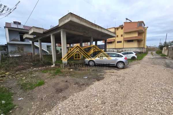 Private house for sale in Durres 2+1, Emty