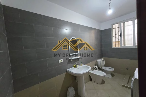 Apartment for rent in Durres 2+1, In Part