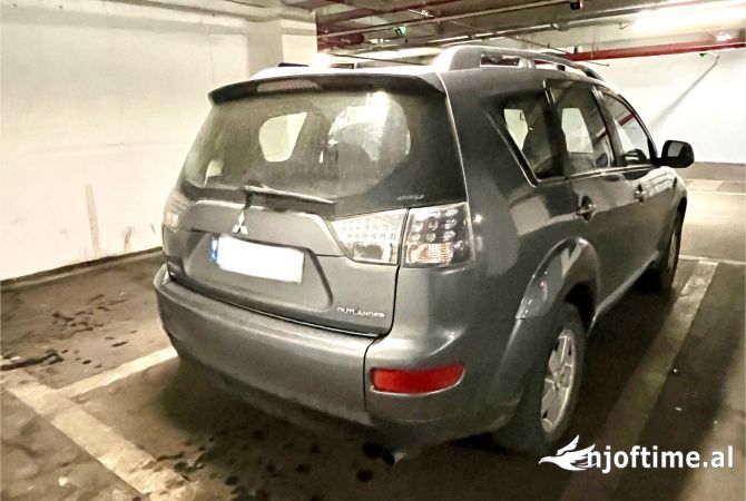 Cars for sale  in Tirana - 4,900 Euro