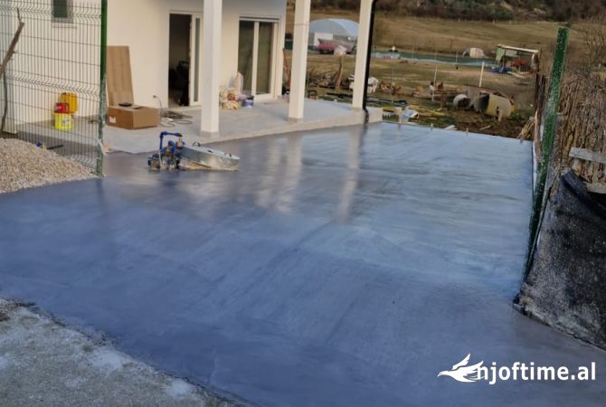 Shtepi me qera Shtepi Private ne Tirane, 1+1, Mobilimi E mobiluar, Pagesa 400  Euro.