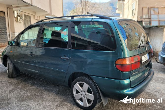 Auto in Vendita a Elbasan - 2,300 Euro