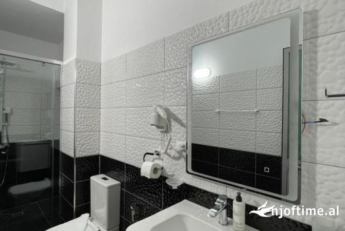 Ambient biznesi ne shitje 5+1 ne Tirane - 1,300,000 Euro