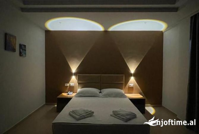 Ambient biznesi me qera 5+1 ne Tirane - 5,000 Euro