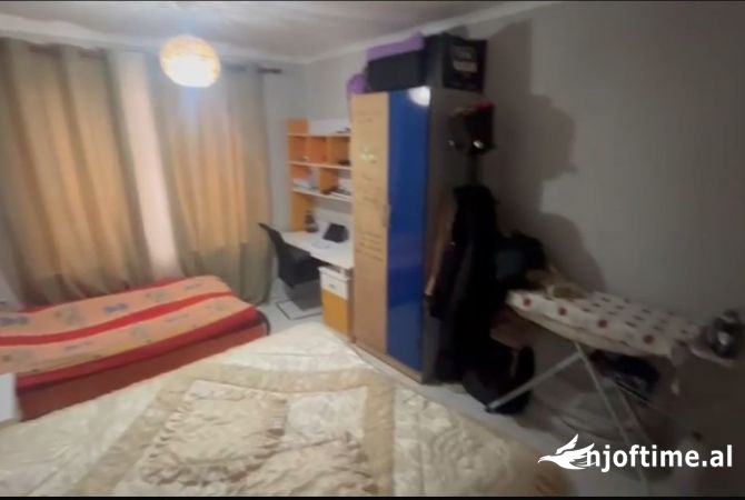 Shtepi me qera Apartament ne Tirane, 1+1, Mobilimi E mobiluar, Pagesa 450  Euro.