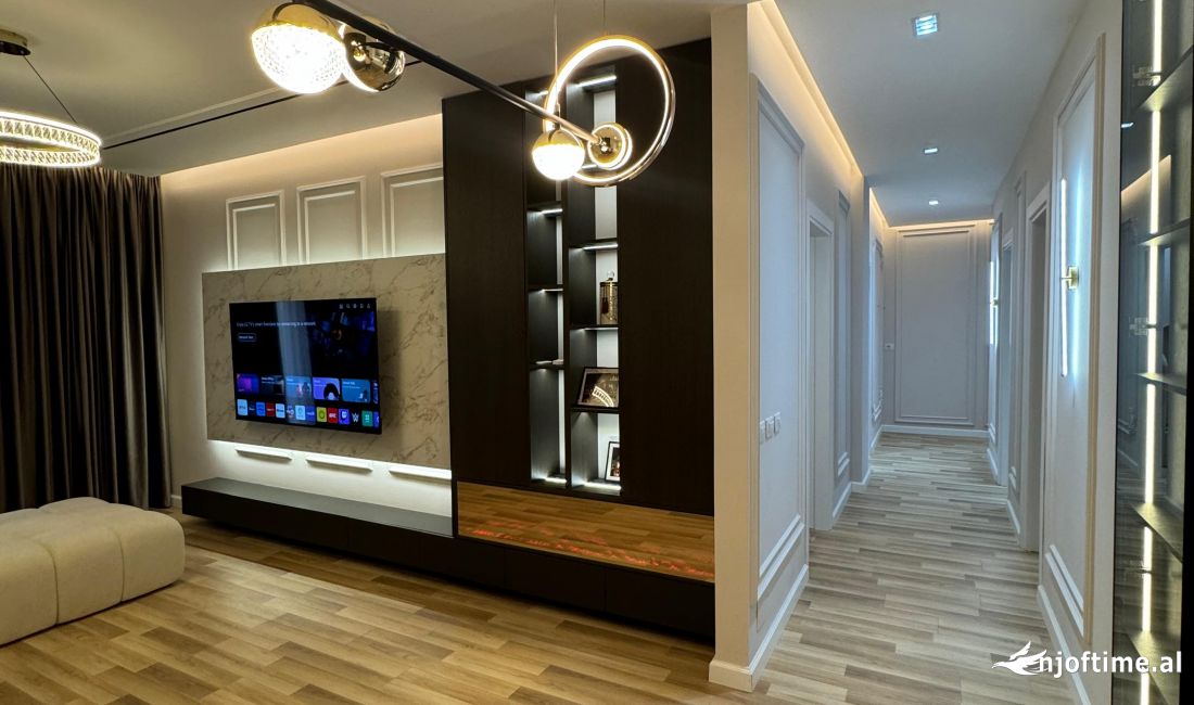 Shtepi ne shitje Apartament ne Tirane, 2+1, Mobilimi E mobiluar, Pagesa 229,000  Euro.