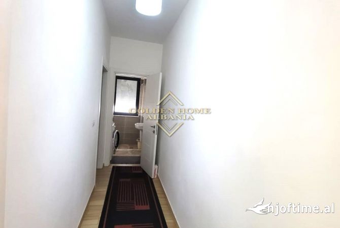 Shtepi ne shitje Apartament ne Tirane, 2+1, Mobilimi Bosh, pa mobiluar, Pagesa 198,000  Euro.
