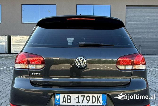 Makina ne shitje  ne Tirane - 8,800 Euro