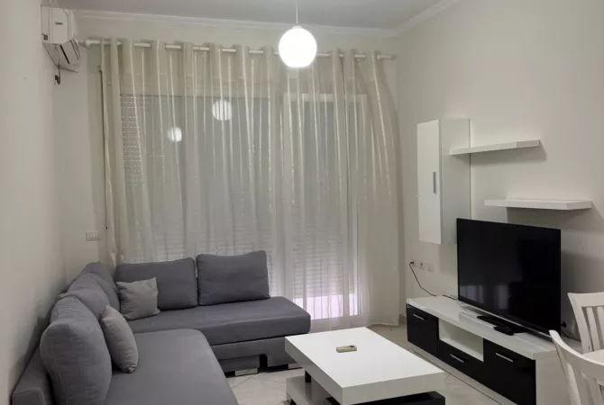 Shtepi me qera 2+1 ne Tirane - 500 Euro
