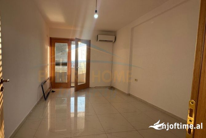 Shtepi ne shitje 2+1 ne Tirane - 185,000 Euro