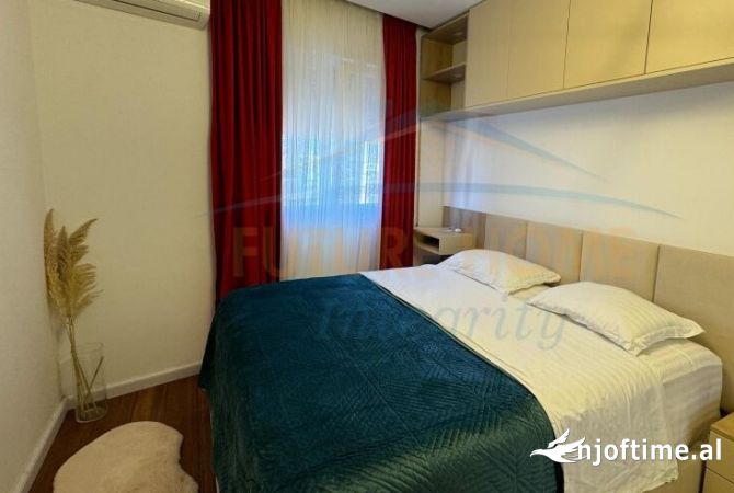 Shtepi ne shitje Apartament ne Tirane, 2+1, Mobilimi E mobiluar, Pagesa 203,000  Euro.