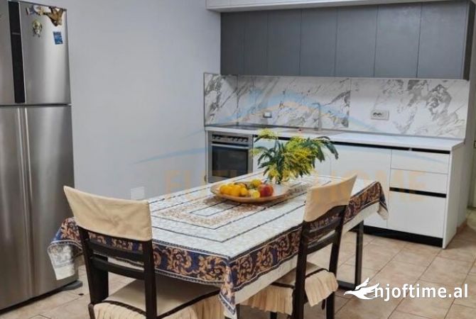 Shtepi me qera 2+1 ne Tirane - 600 Euro