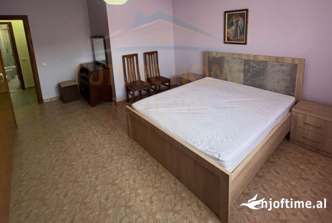 Shtepi me qera 2+1 ne Tirane - 550 Euro