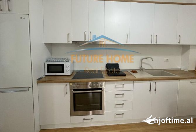 Shtepi me qera 2+1 ne Tirane - 750 Euro