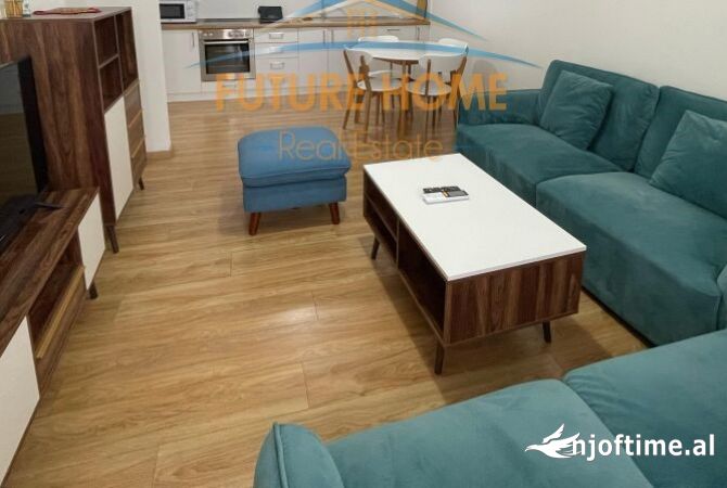 Shtepi me qera 2+1 ne Tirane - 750 Euro