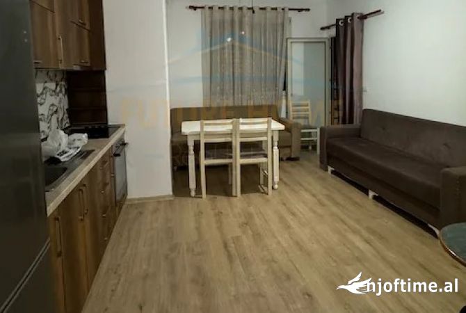 Shtepi ne shitje 2+1 ne Tirane - 95,000 Euro