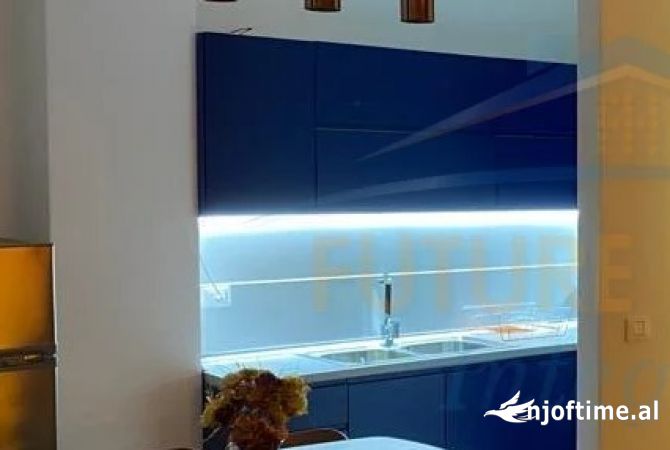 Shtepi me qera Apartament ne Tirane, 1+1, Mobilimi E mobiluar, Pagesa 750  Euro.