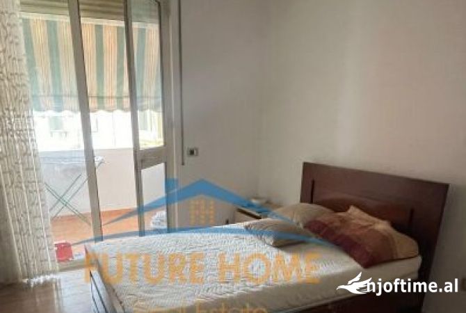 Shtepi me qera Apartament ne Tirane, 2+1, Mobilimi E mobiluar, Pagesa 600  Euro.