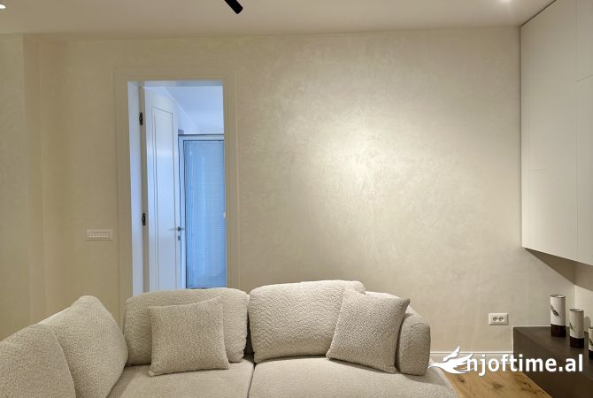 Shtepi ne shitje 3+1 ne Tirane - 570,000 Euro