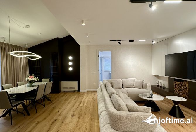Shtepi ne shitje 3+1 ne Tirane - 570,000 Euro