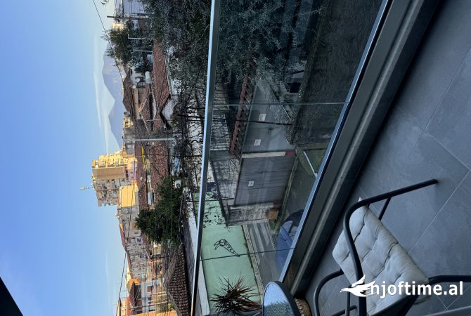 Shtepi me qera Apartament ne Tirane, 1+1, Mobilimi E mobiluar, Pagesa 100,000  Leke.