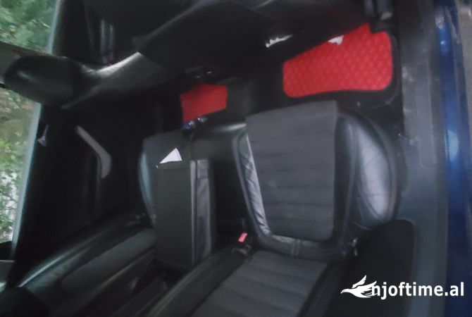 Makina ne shitje ne Tirane, Volkswagen, 2007 Diesel,Kambio Manual Pagesa 3,700  Euro.