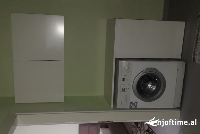 Shtepi me qera 2+1 ne Tirane - 400 Euro